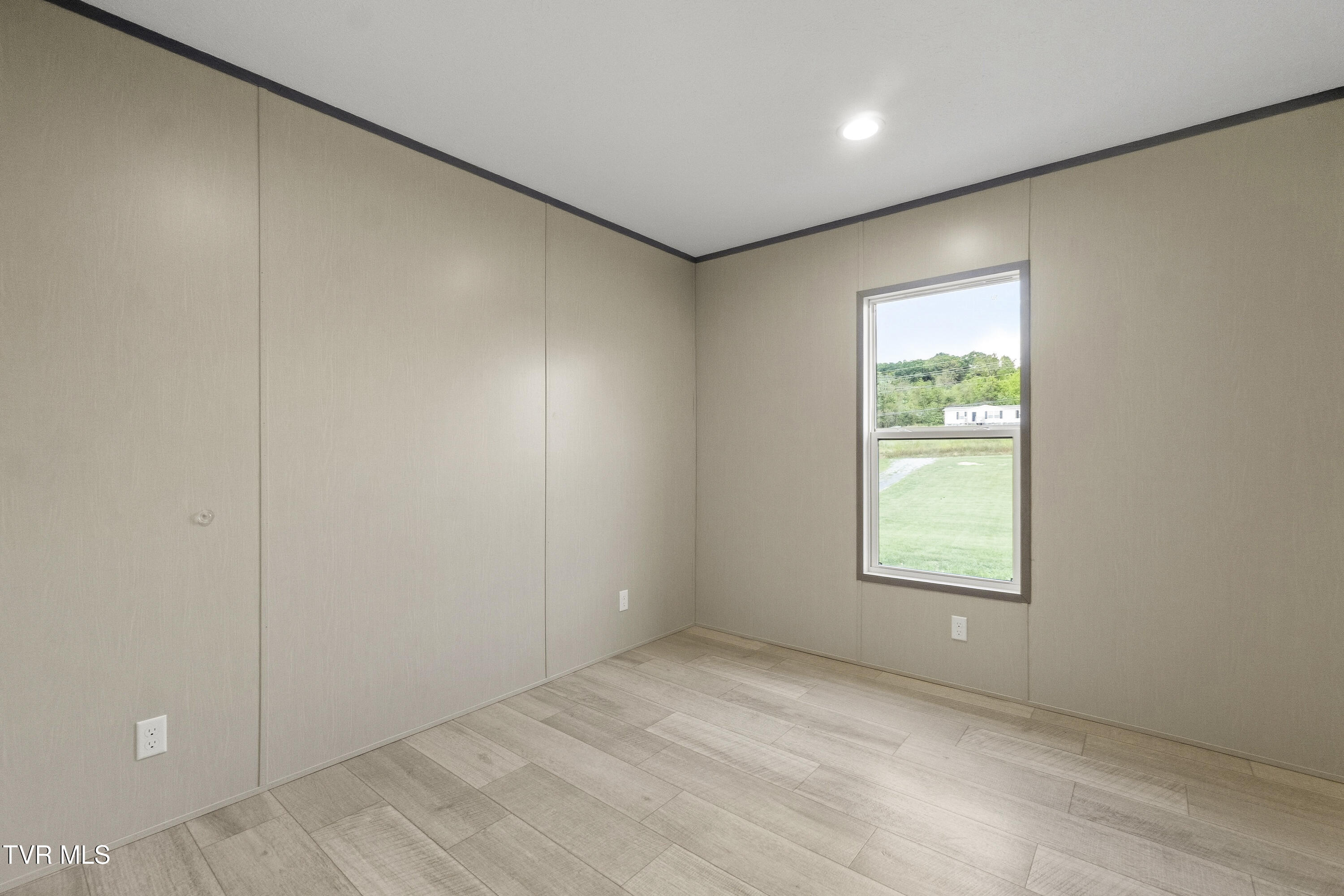 575 McDonald Road Midway, TN 37809 - Photo 15 of 35 2nd Bedroom