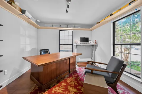 $1,590,000 | 1903 Holly Hill Drive, Austin, TX 78746