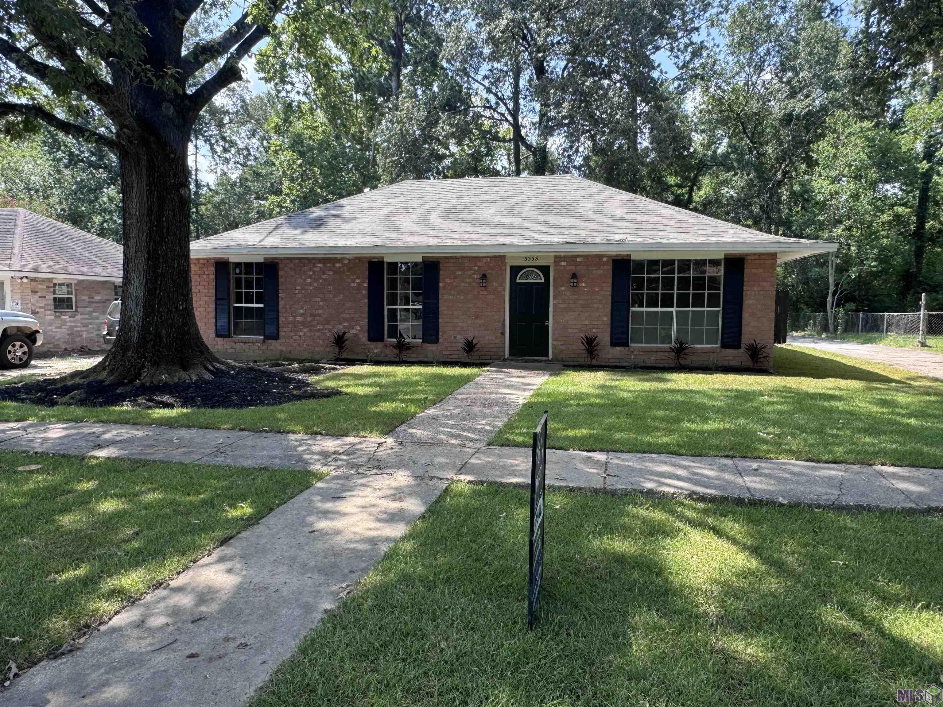 13338 East Shamrock Avenue Baton Rouge, LA 70814 - Photo 1 of 16