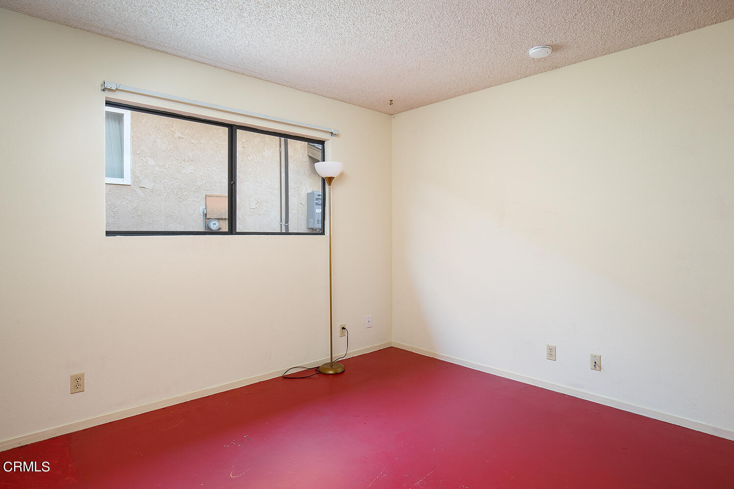 7635 Memory Drive Tujunga, CA 91042 - Photo 15 of 21 an empty room with a window