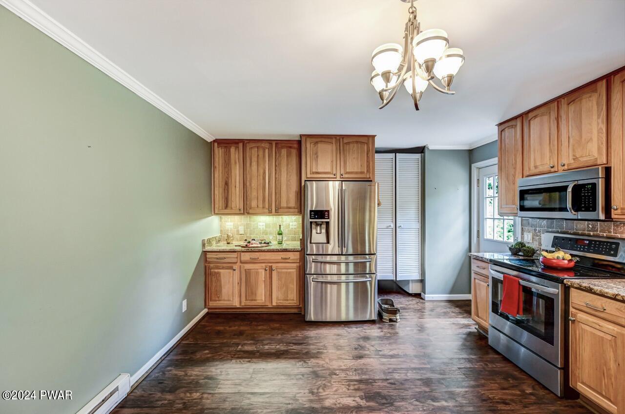 126 Ridge View Road Lackawaxen, PA 18425 - Photo 19 of 78 14 Kitchen view 1 from Dining Area