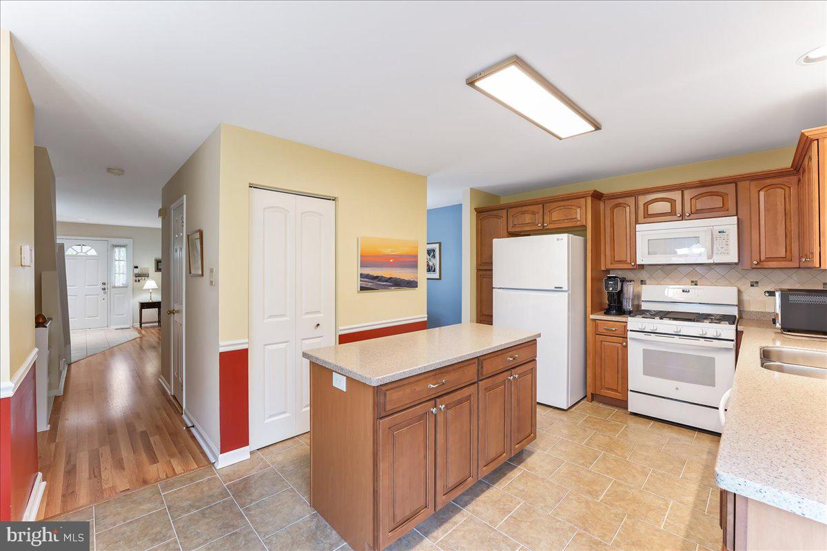 107 Cambridge Circle, Unit 50 Kennett Square, PA 19348 - Photo 14 of 36 Pantry adjacent to island for easy meal prep