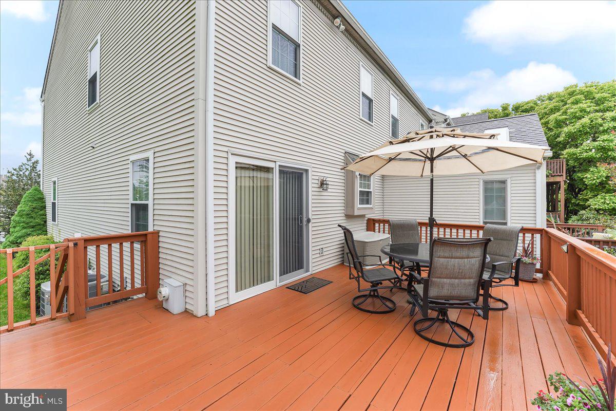 107 Cambridge Circle, Unit 50 Kennett Square, PA 19348 - Photo 34 of 36 Deck has side stair access to yard