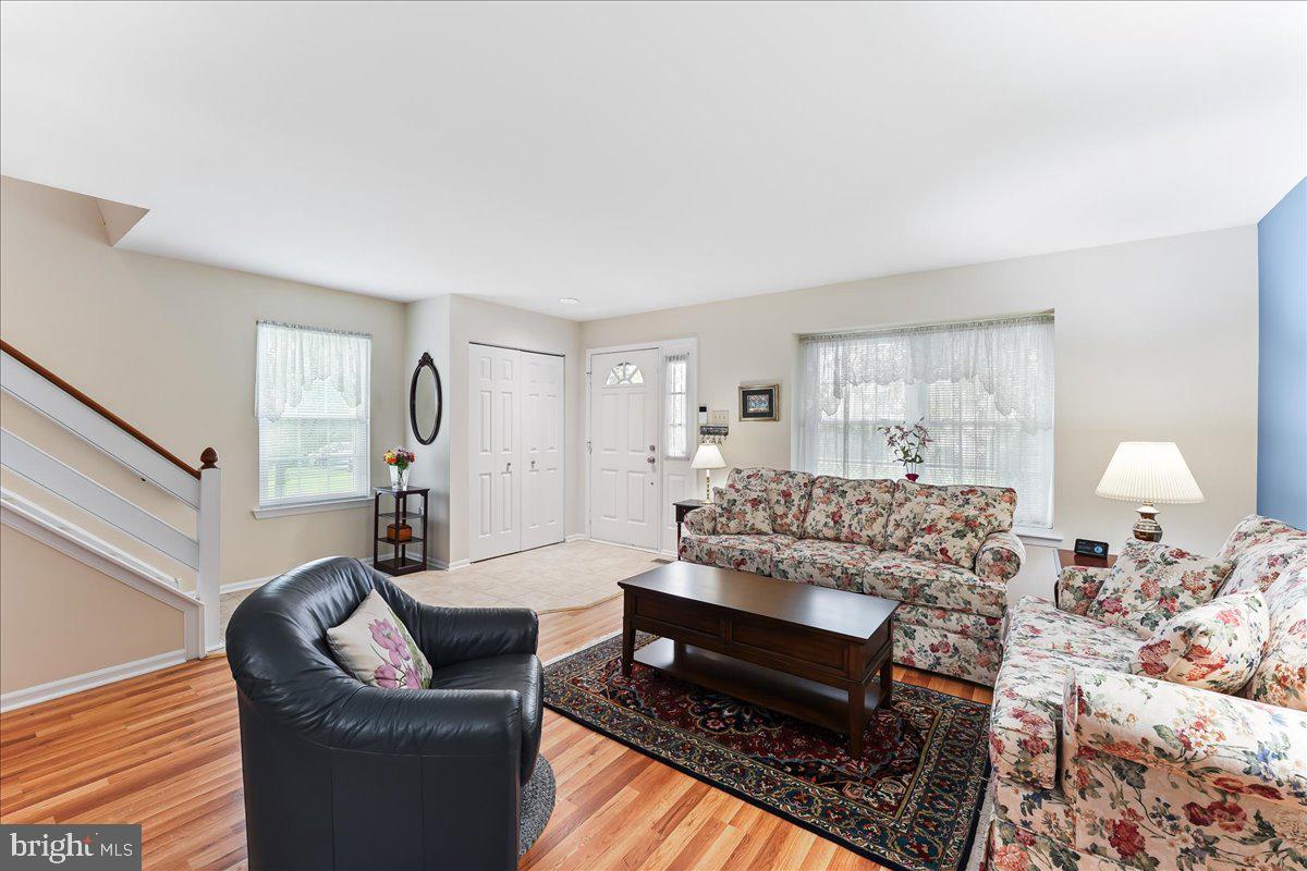 107 Cambridge Circle, Unit 50 Kennett Square, PA 19348 - Photo 7 of 36 Living/family room with space to get creative