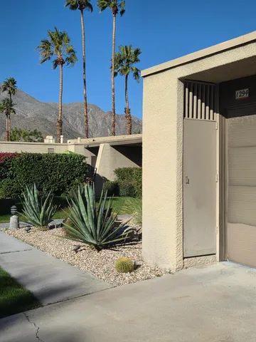 $615,000 | 1294 Tiffany Circle North, Palm Springs, CA 92262