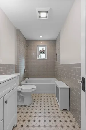 $1,375,000 | 7 Speedwell Street, Boston, MA 02122