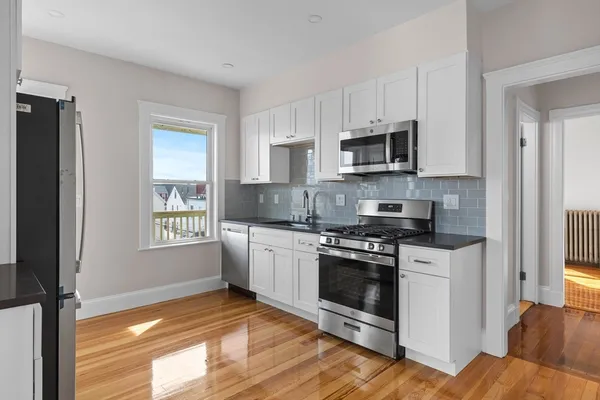 $1,375,000 | 7 Speedwell Street, Boston, MA 02122