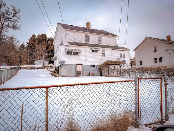 $38,000 | 345 Top Street, Smithfield, PA 15478
