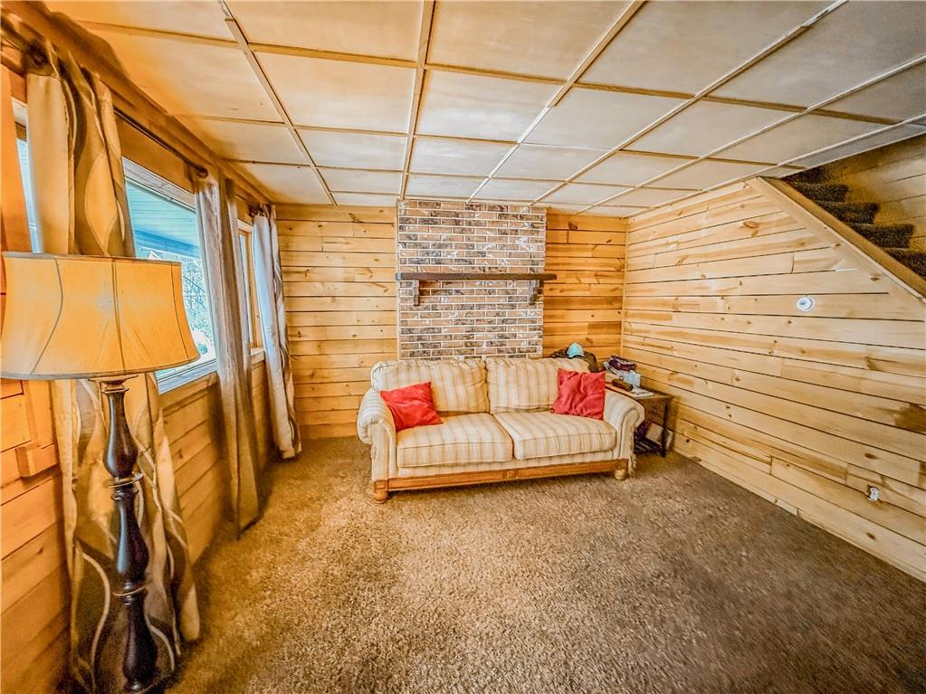 345 Top Street Smithfield, PA 15478 - Photo 3 of 6