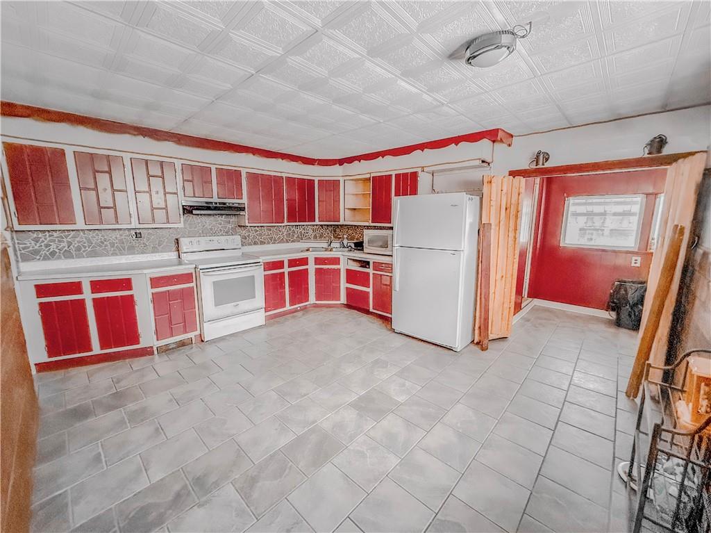 345 Top Street Smithfield, PA 15478 - Photo 4 of 6