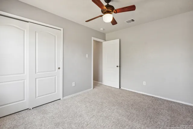 $1,899 | 11054 Barclay Point, San Antonio, TX 78254