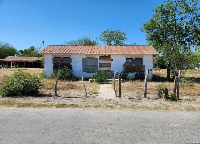 $49,999 | 506-600 North Cotulla Carrizo Springs, Carrizo Springs, TX 78834