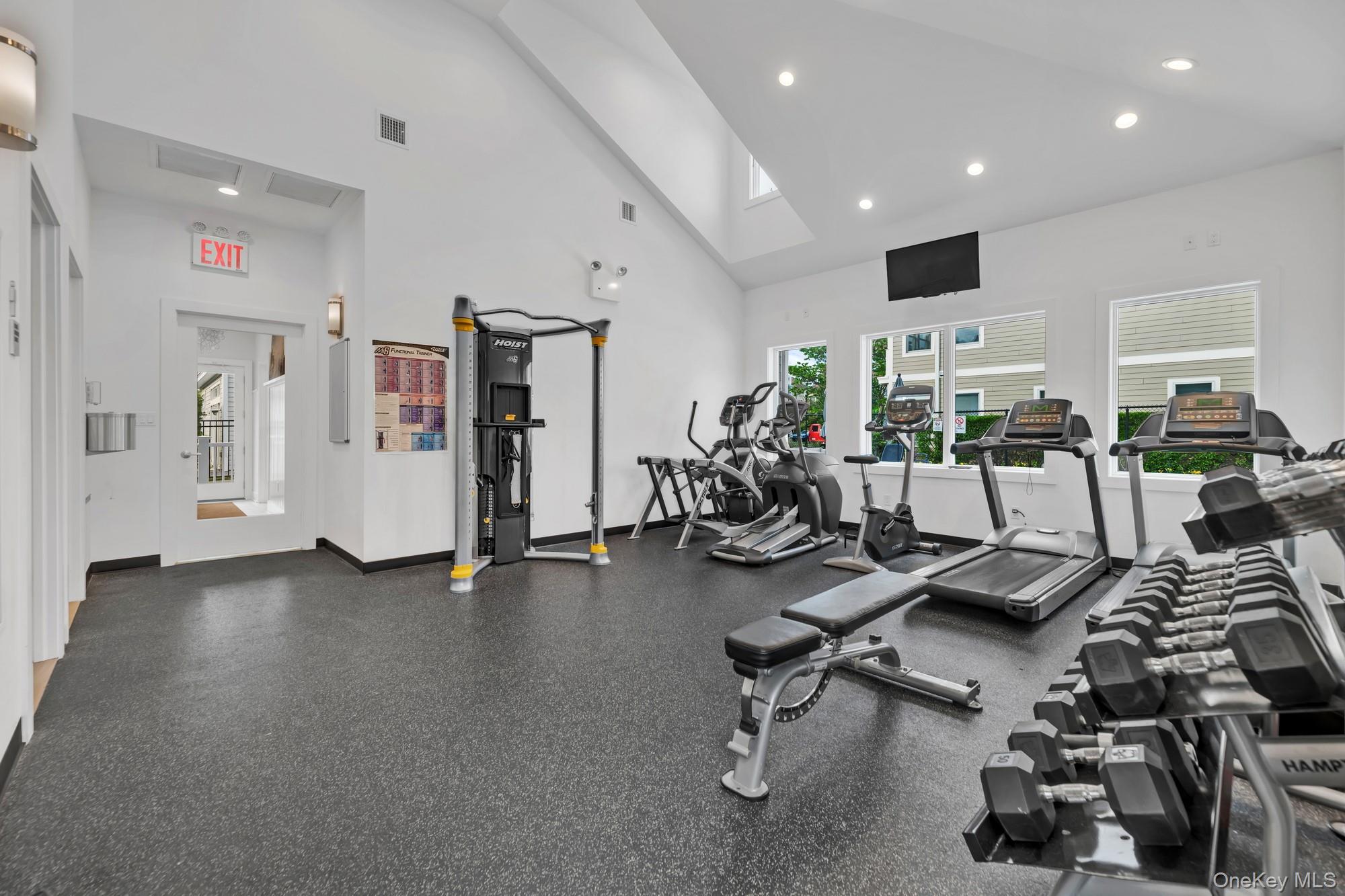 51 Island Point Bronx, NY 10464 - Photo 26 of 28