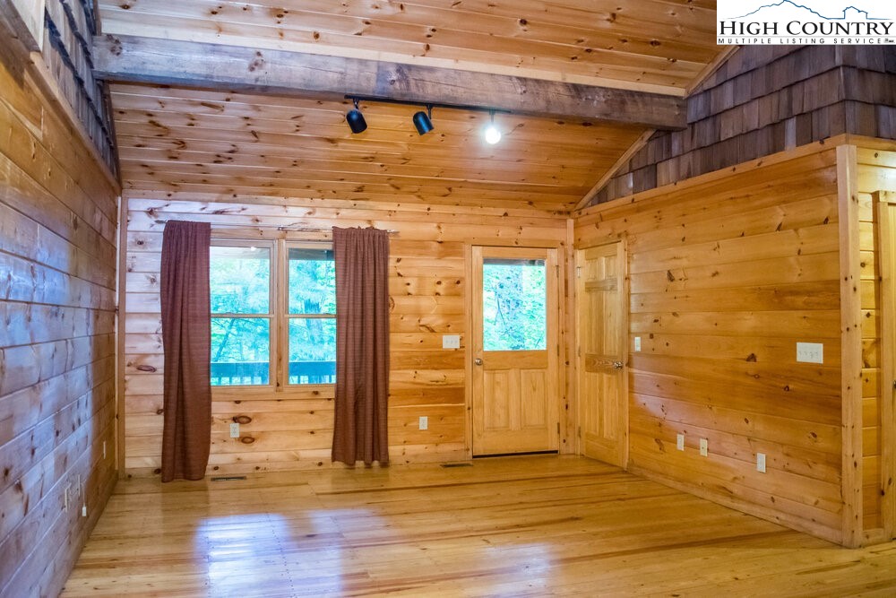 222 Red Feather Trail Boone, NC 28607 - Photo 7 of 44 Gallery Image 7