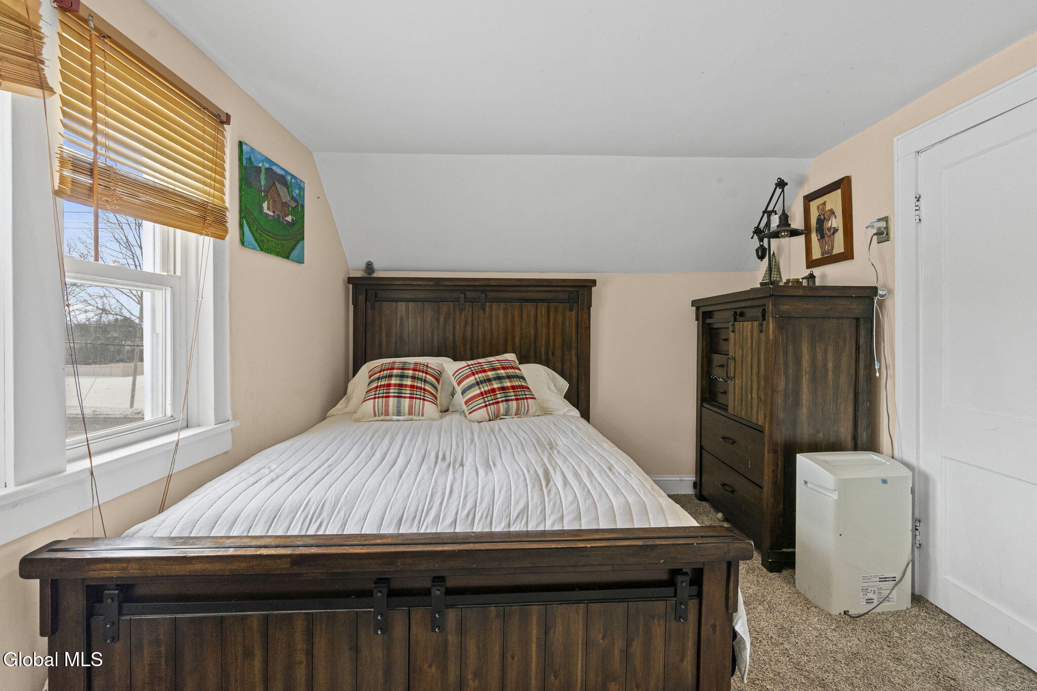 1371 Midline Road Amsterdam, NY 12010 - Photo 18 of 36 15-web-or-mls-1371-midline-rd