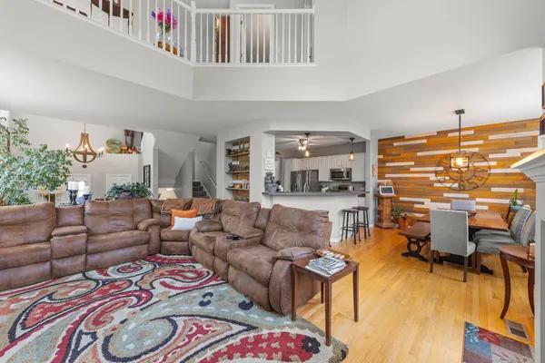$399,000 | 186 River Mist Drive, Oswego, IL 60543
