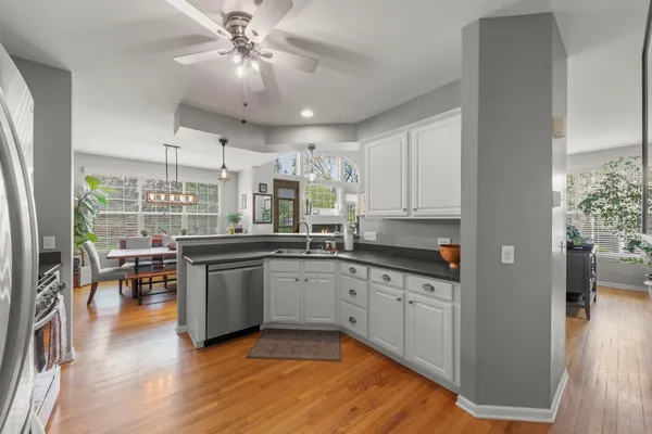 $399,000 | 186 River Mist Drive, Oswego, IL 60543