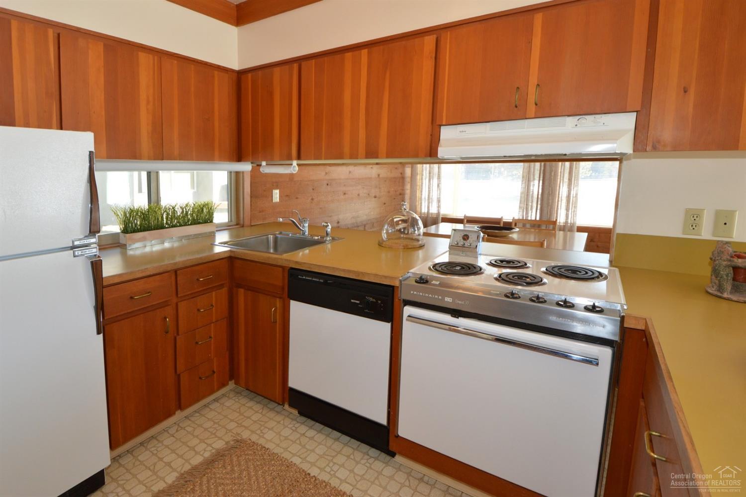 13400 Fox Tail, Unit GC90 Black Butte Ranch, OR 97759 - Photo 18 of 25 Additional Photo