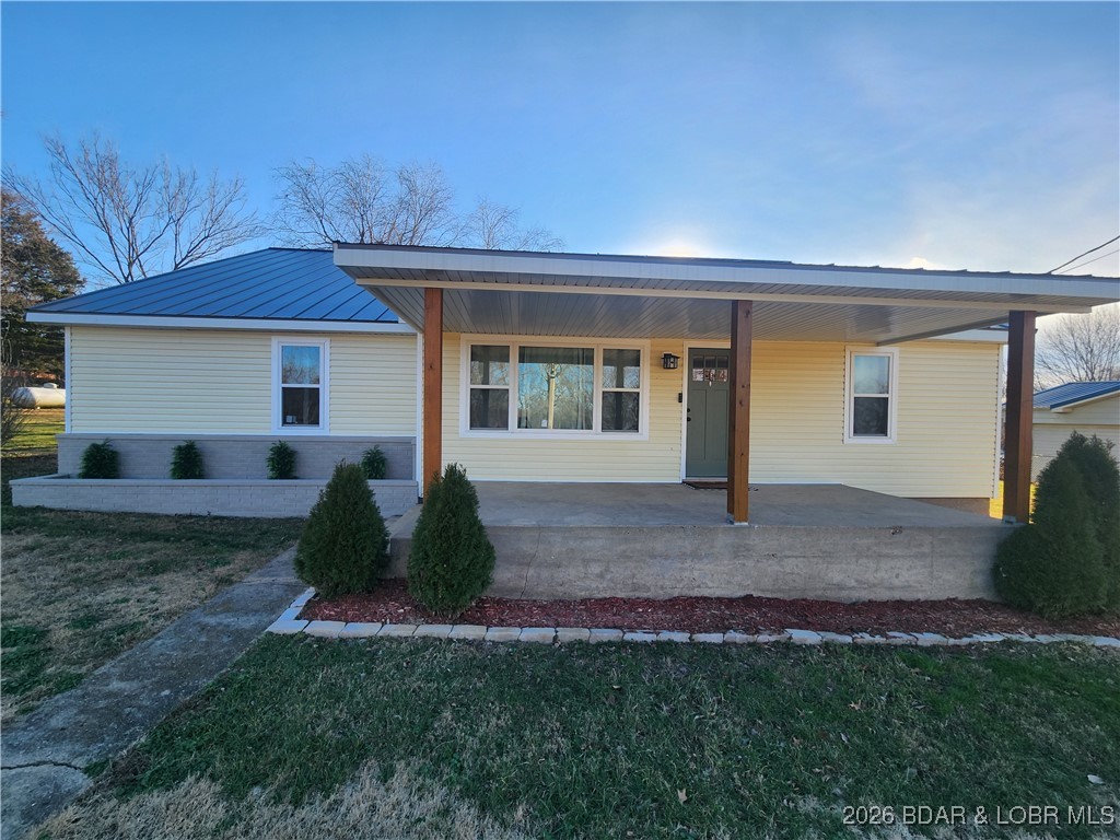 306 Walnut Street Iberia, MO 65486 - Photo 2 of 54