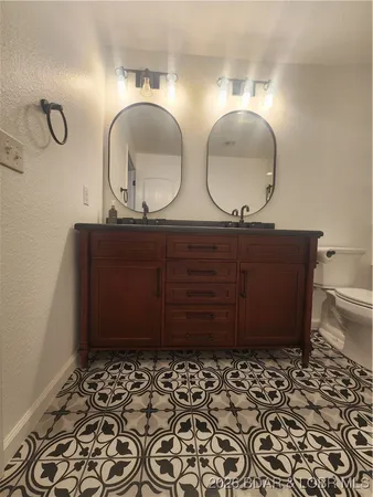 $279,000 | 306 Walnut Street, Iberia, MO 65486