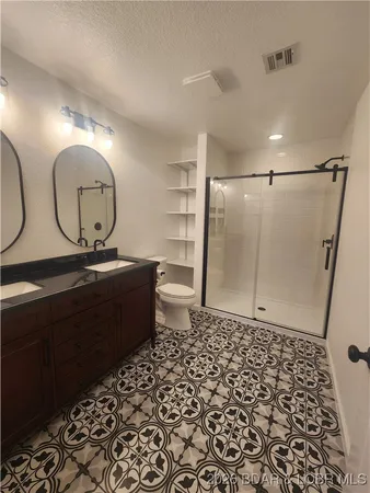 $279,000 | 306 Walnut Street, Iberia, MO 65486