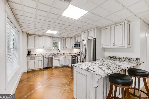 $700,000 | 147 Lakewood Drive, Wedowee, AL 36278