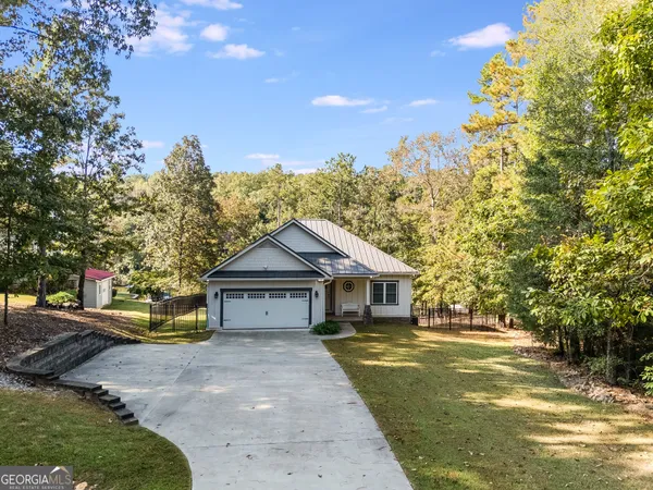 $700,000 | 147 Lakewood Drive, Wedowee, AL 36278