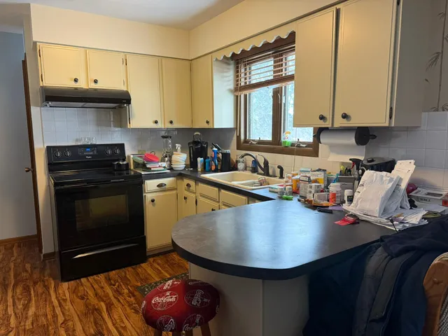 $220,000 | 203 8th Avenue West, Ellendale, MN 56026