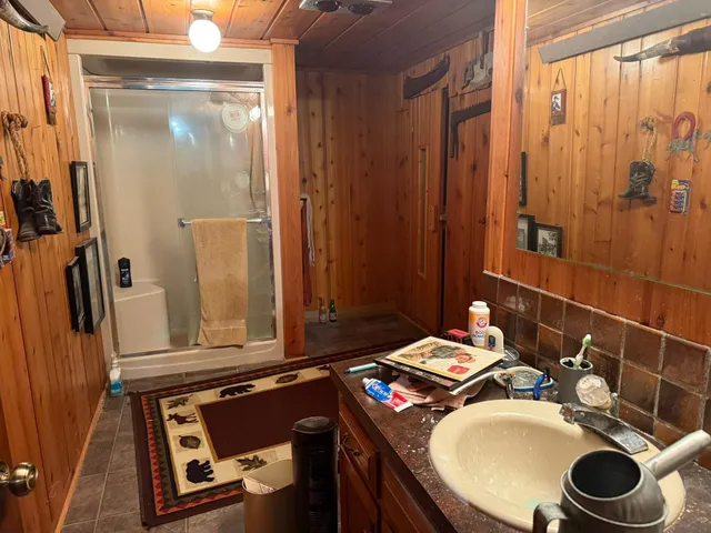 $220,000 | 203 8th Avenue West, Ellendale, MN 56026