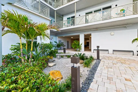 $1,295,000 | 41 Southwest Seminole Street, Unit 307, Stuart, FL 34994