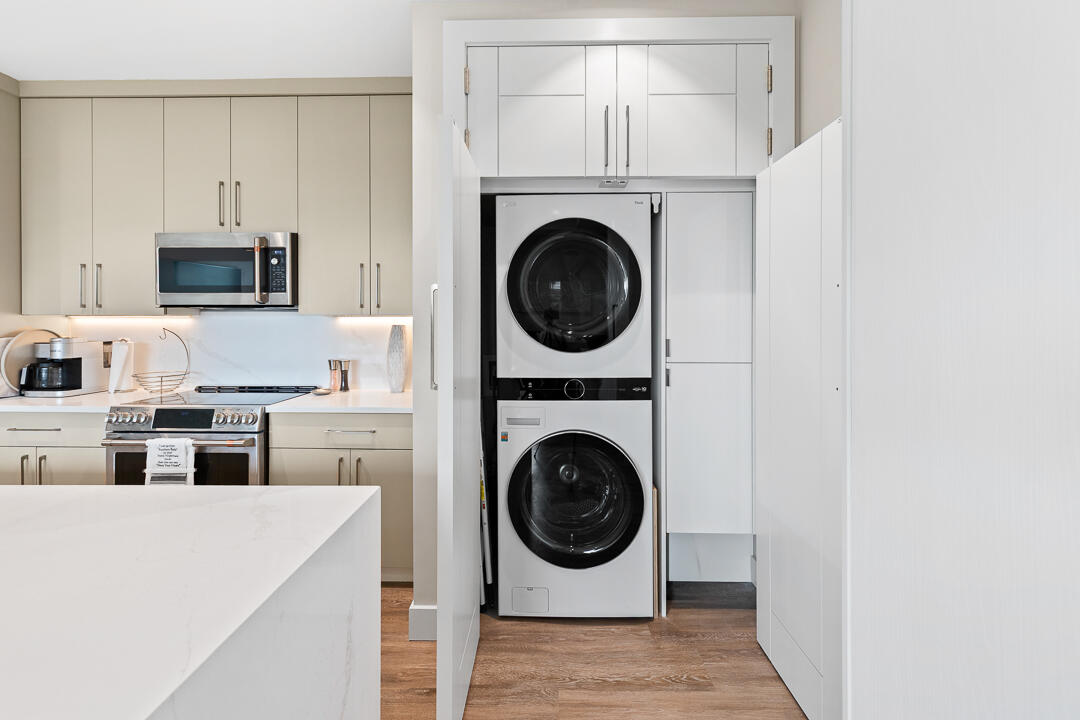 41 Southwest Seminole Street, Unit 307 Stuart, FL 34994 - Photo 27 of 72 41 SW Seminole Street #307-48