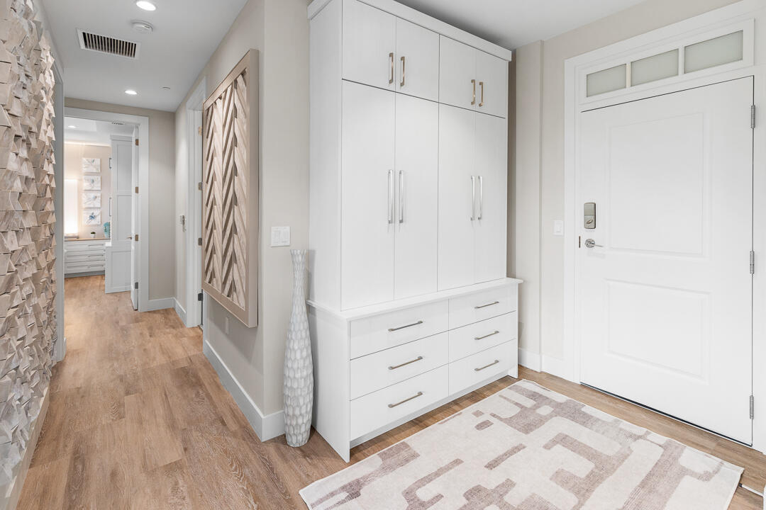 41 Southwest Seminole Street, Unit 307 Stuart, FL 34994 - Photo 33 of 72 41 SW Seminole Street #307-25