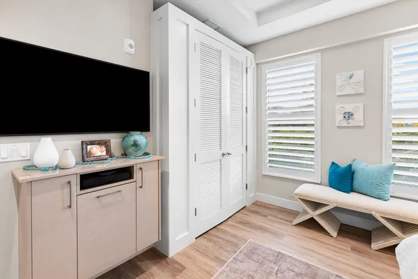 $1,295,000 | 41 Southwest Seminole Street, Unit 307, Stuart, FL 34994