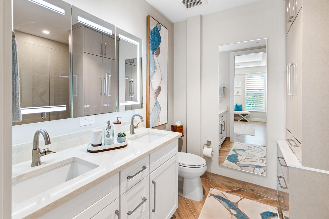 41 Southwest Seminole Street, Unit 307 Stuart, FL 34994 - Photo 40 of 72 41 SW Seminole Street #307-37