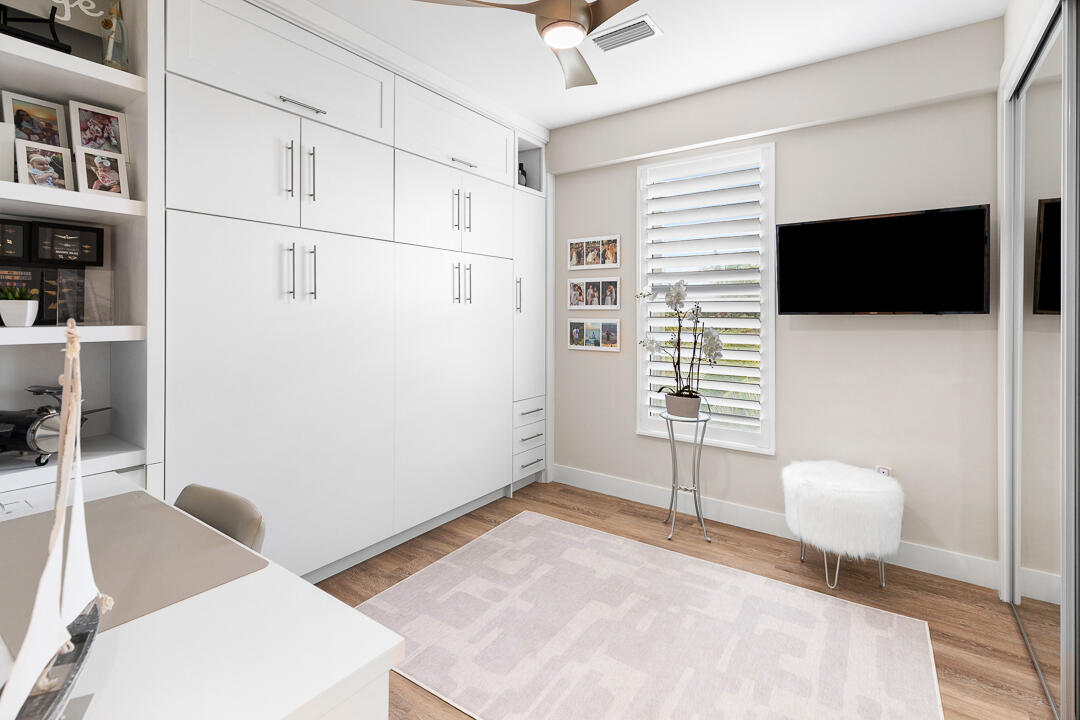 41 Southwest Seminole Street, Unit 307 Stuart, FL 34994 - Photo 44 of 72 41 SW Seminole Street #307-30