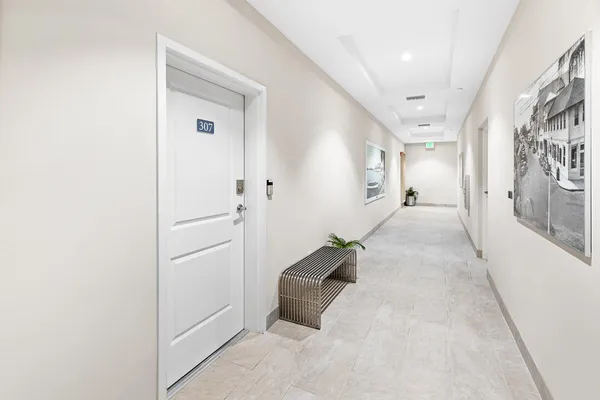 $1,295,000 | 41 Southwest Seminole Street, Unit 307, Stuart, FL 34994