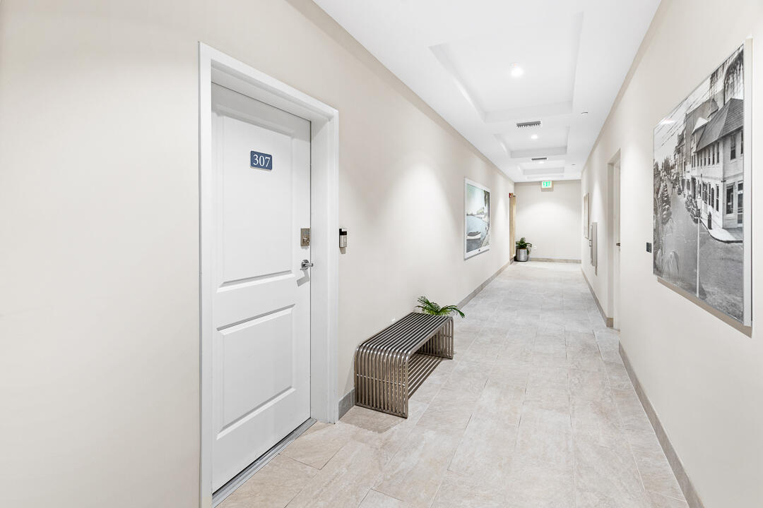 41 Southwest Seminole Street, Unit 307 Stuart, FL 34994 - Photo 51 of 72 41 SW Seminole Street #307-51