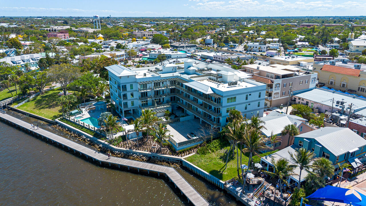 41 Southwest Seminole Street, Unit 307 Stuart, FL 34994 - Photo 68 of 72 41 SW Seminole Street #307-5