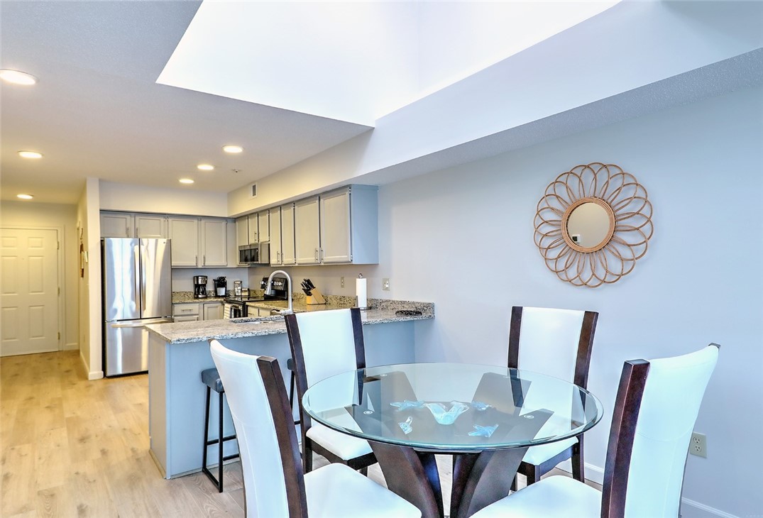3524 West Shore Road, Unit 510 Warwick, RI 02886 - Photo 7 of 27