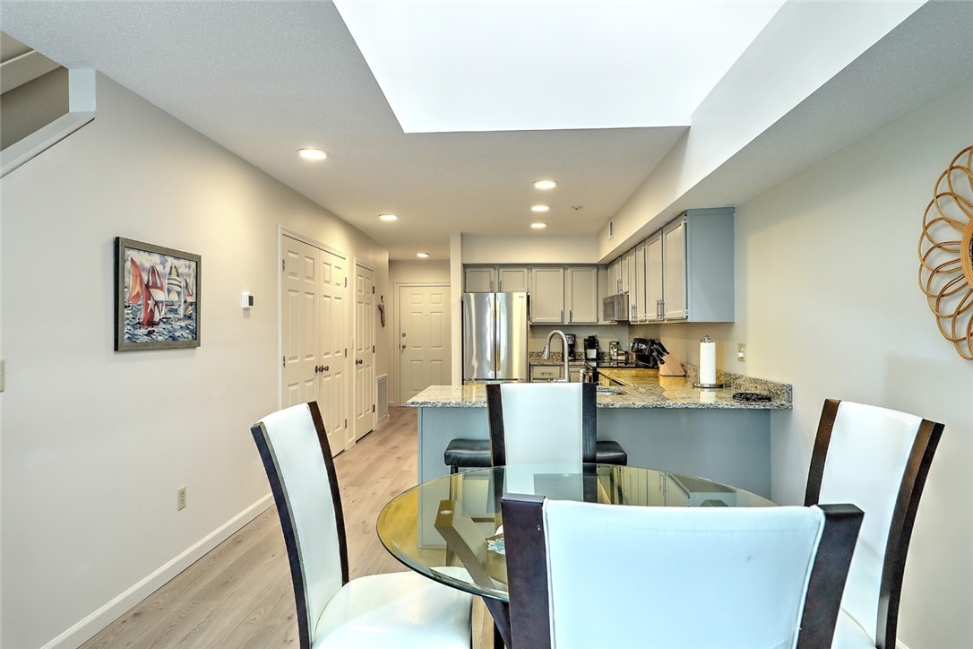3524 West Shore Road, Unit 510 Warwick, RI 02886 - Photo 8 of 27