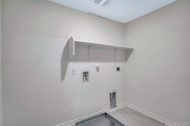 $2,000 | 7915 Bonsai Bay, San Antonio, TX 78253