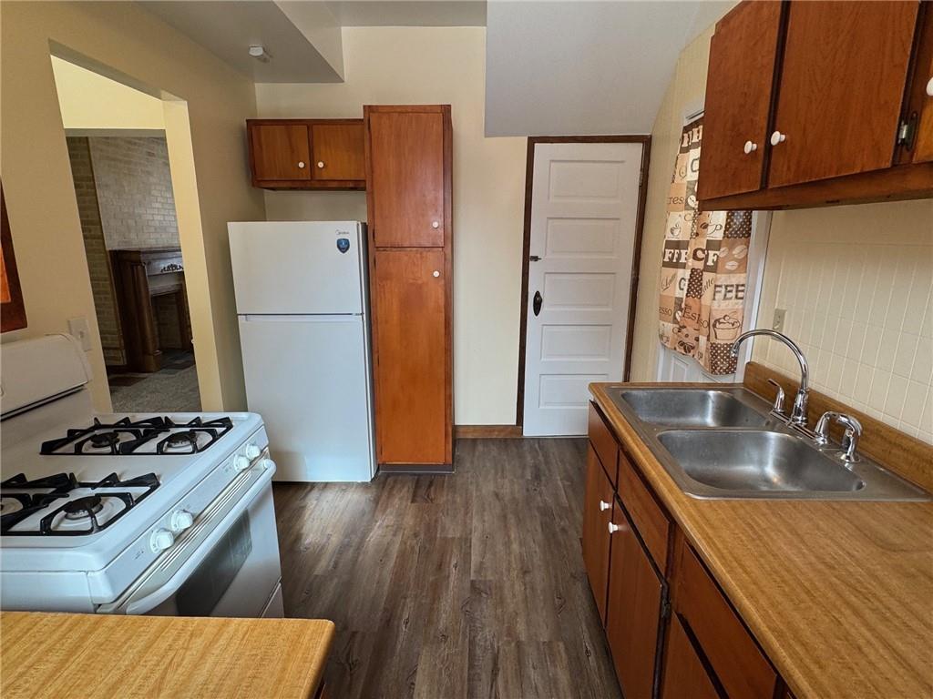 227 Amy Avenue Butler, PA 16001 - Photo 7 of 13