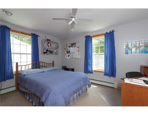 208 Gorden Road Readfield, ME 04355 - Photo 18 of 25 Bedroom.
