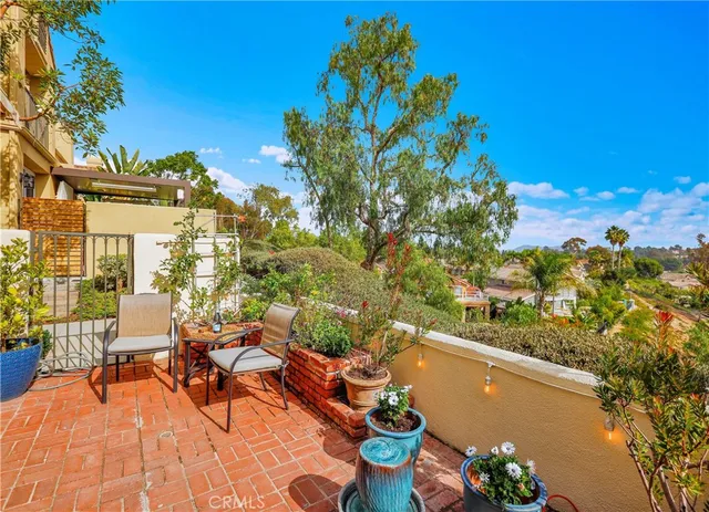 $1,099,000 | 17 Fleurance Street, Laguna Niguel, CA 92677