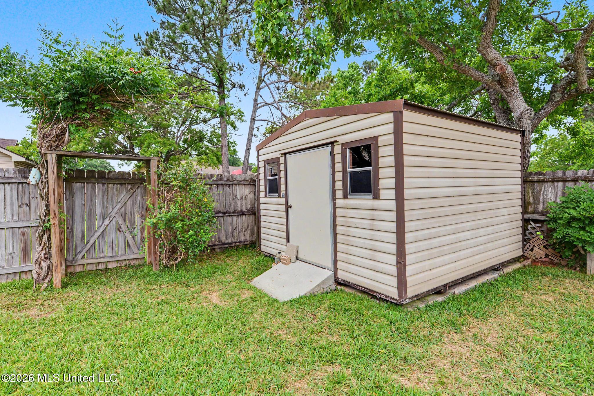 851 Rustwood Drive Biloxi, MS 39532 - Photo 22 of 23 022