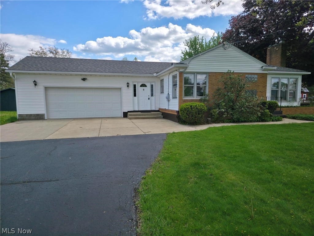 1478 Lockwood Road Barberton, OH 44203 - Photo 1 of 35