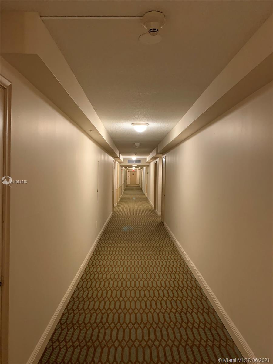 550 Ocean Drive, Unit 2D Key Biscayne, FL 33149 - Photo 10 of 14