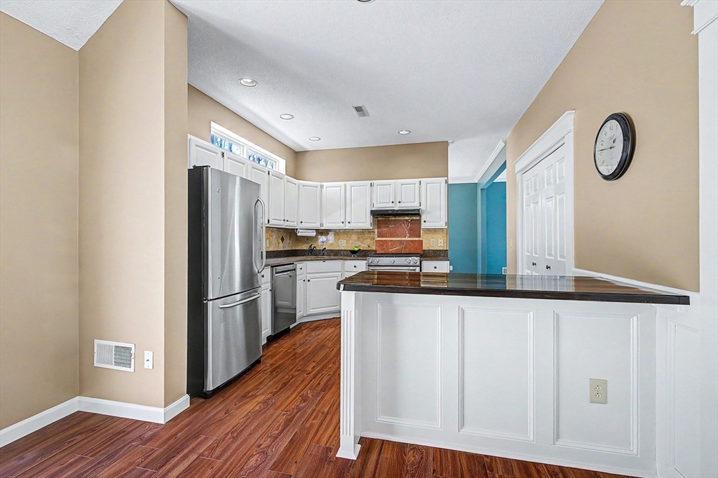 5 Tiffney Road Foxboro, MA 02035 - Photo 5 of 31