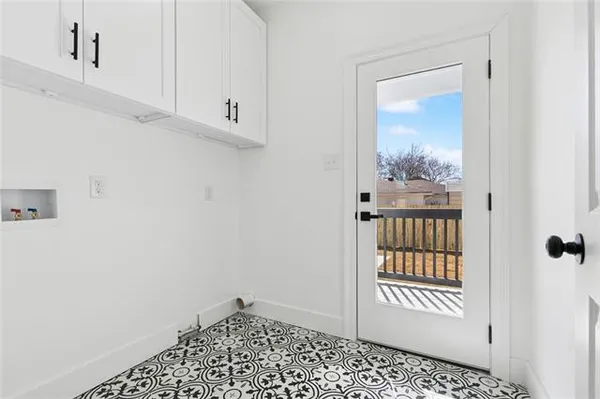 $285,000 | 587 West Easy Street, Destrehan, LA 70047