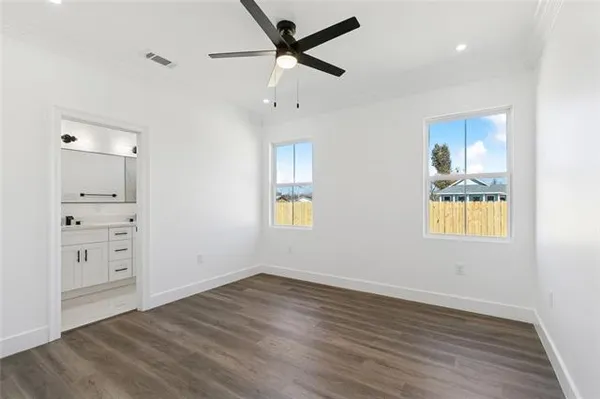 $285,000 | 587 West Easy Street, Destrehan, LA 70047